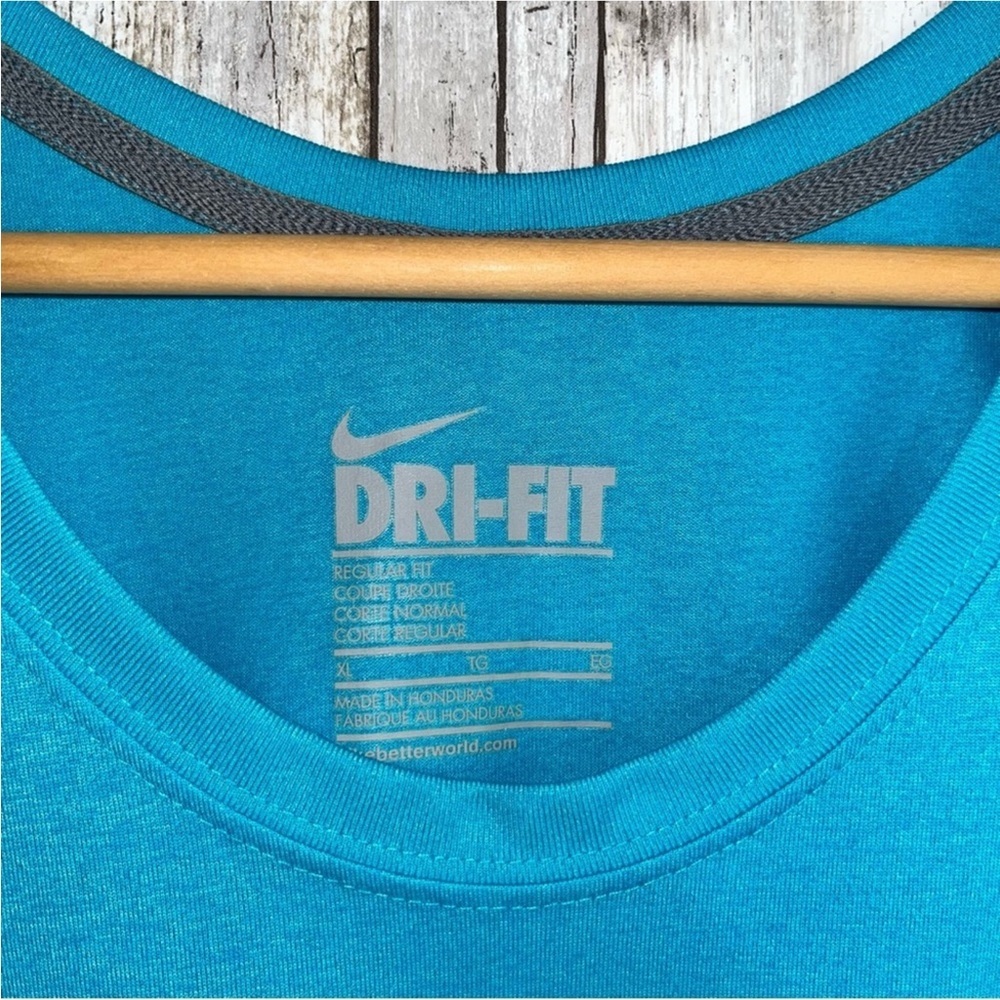 Nike Light Blue Tank - Picture 4 of 4